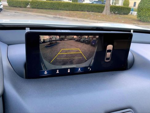 Certified 2025 Acura TLX w/ Technology Package image 24