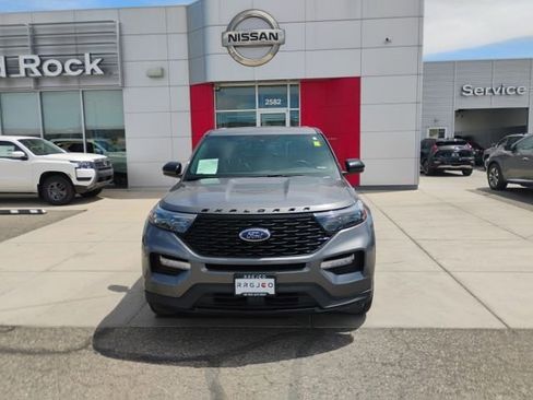 Used 2022 Ford Explorer ST-Line w/ Class IV Trailer Tow Package AWD/4WD image 2