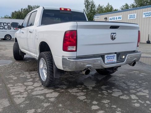 Used 2018 RAM 1500 Big Horn AWD/4WD image 3
