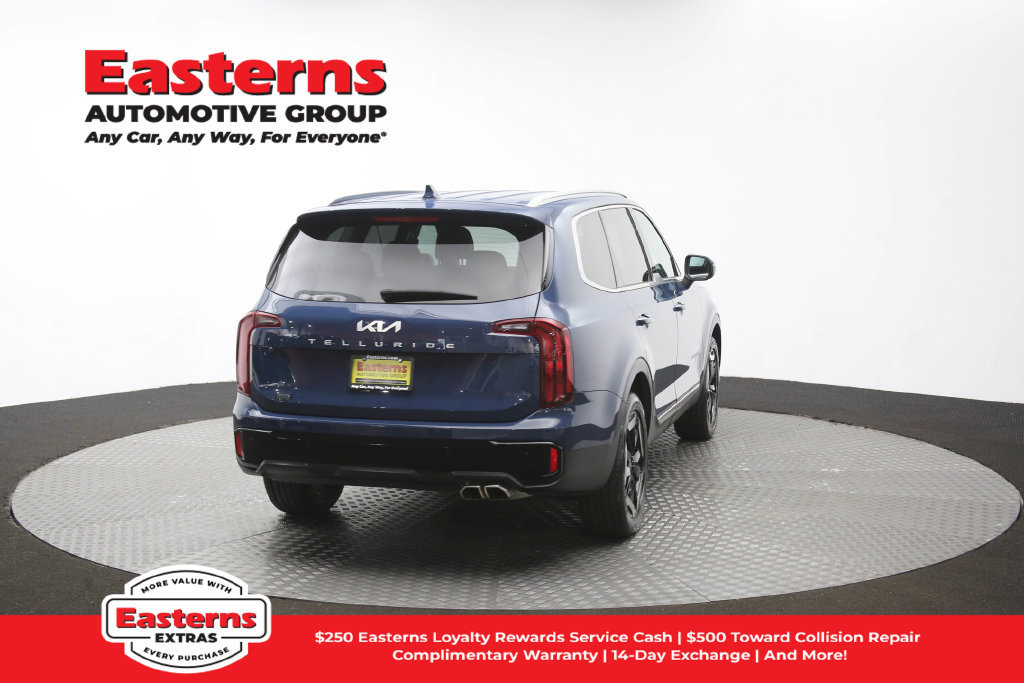Used 2025 Kia Telluride S FWD image 42