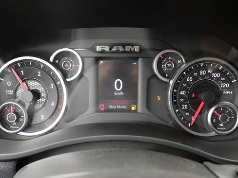 New 2026 RAM 2500 Warlock AWD/4WD image 23