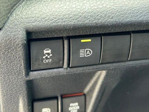 Certified 2022 Toyota Sienna XSE image 27