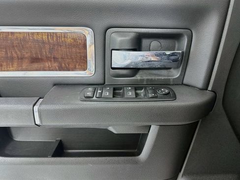 Used 2011 RAM 1500 Laramie AWD/4WD image 18