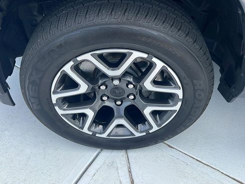 Used 2026 RAM 1500 Laramie AWD/4WD image 40