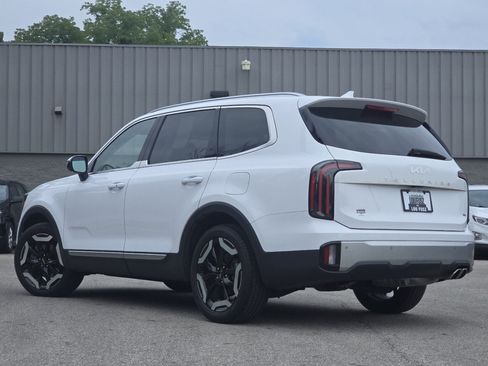 Used 2024 Kia Telluride EX AWD/4WD image 16