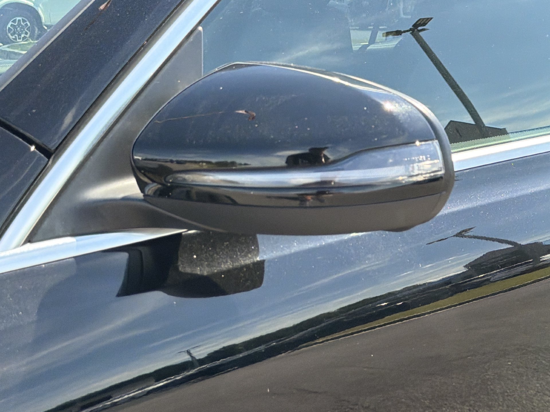 Used 2025 Mercedes-Benz GLB 250 image 36