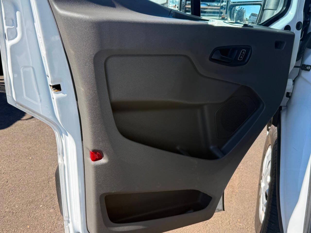 Used 2024 Ford Transit 350 XLT RWD image 29