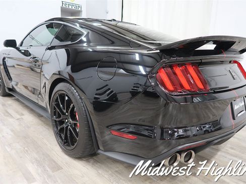 Used 2019 Ford Mustang Shelby GT350 w/ Technology Package RWD image 19