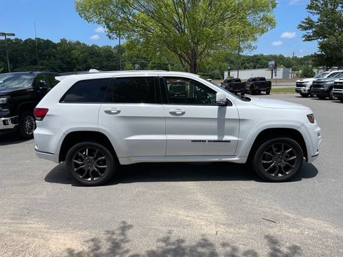 Used 2021 Jeep Grand Cherokee High Altitude AWD/4WD image 9