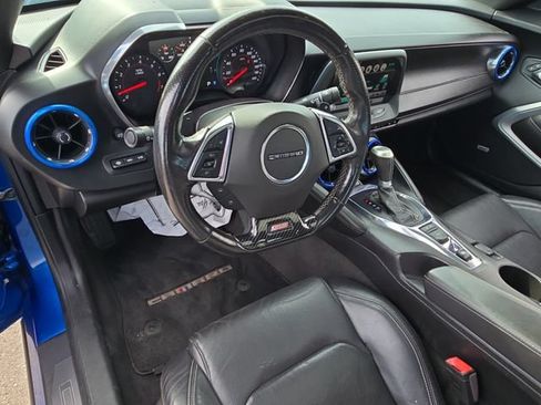 Used 2016 Chevrolet Camaro SS RWD image 10
