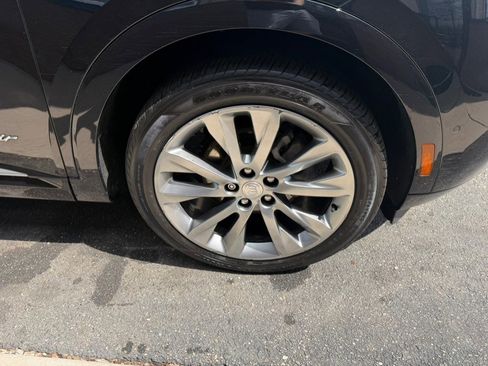 Used 2021 Buick Envision Avenir w/ Technology Package II image 11