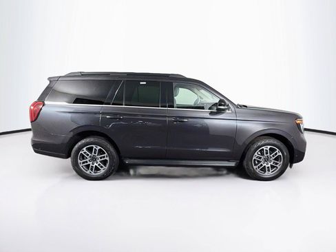 Used 2025 Ford Expedition Active AWD/4WD image 12