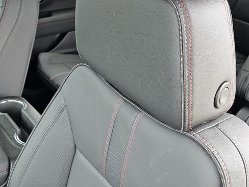 New 2026 Chevrolet Suburban RST w/ Comfort Package AWD/4WD image 27