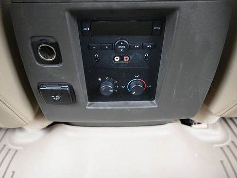 Used 2012 Ford Expedition XLT image 23