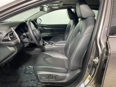 Used 2024 Toyota Camry XSE image 10