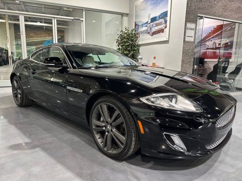 Used 2013 Jaguar XK Coupe RWD image 19