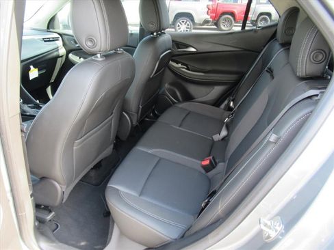 Used 2024 Buick Encore GX Preferred w/ Comfort Package FWD image 29