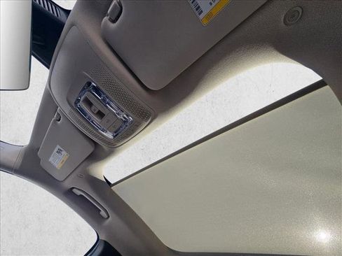 Certified 2022 Mercedes-Benz GLA 250 image 13