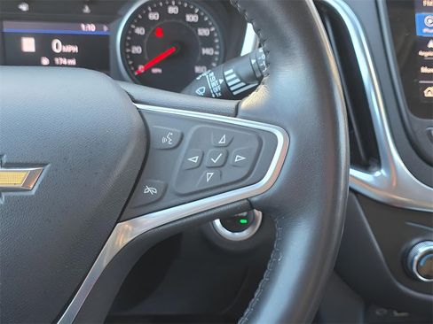 Used 2022 Chevrolet Equinox LT image 20
