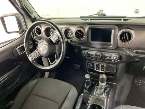 Used 2020 Jeep Wrangler Sport image 28