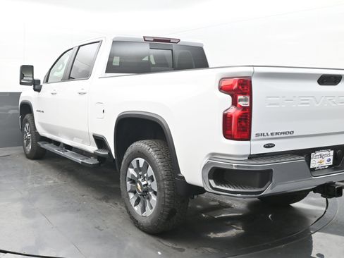 New 2026 Chevrolet Silverado 2500 LT image 8
