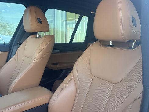 Used 2023 BMW X3 xDrive30i w/ Premium Package image 3
