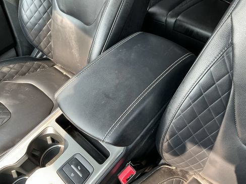 Used 2023 Ford Edge Titanium w/ Cargo Accessory Package AWD/4WD image 31