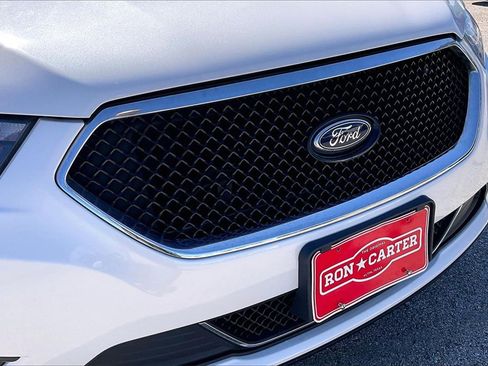 Used 2018 Ford Taurus SHO w/ Driver Assist Package image 34