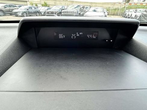 Used 2019 Subaru Crosstrek 2.0i AWD/4WD image 20