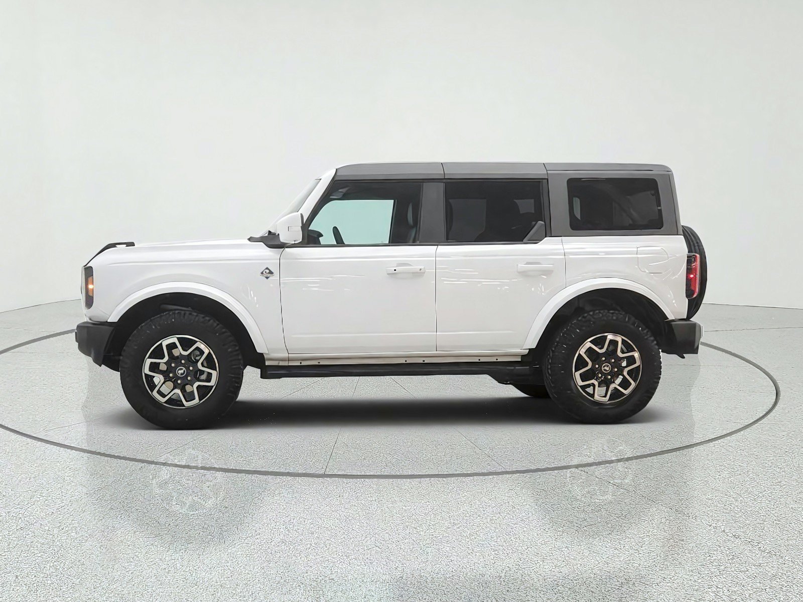 Used 2022 Ford Bronco Outer Banks AWD/4WD image 8