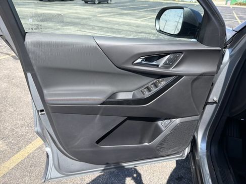 New 2026 Chevrolet Equinox RS image 12