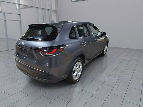 Used 2023 Honda HR-V LX image 6