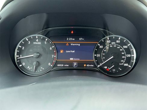 Used 2023 INFINITI QX80 Luxe w/ Cargo Package image 25