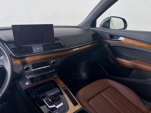 Certified 2023 Audi Q5 2.0T Premium w/ Convenience Package AWD/4WD image 22