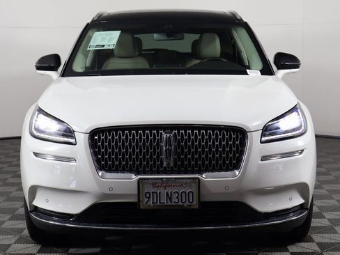 Used 2022 Lincoln Corsair Reserve w/ Equipment Group 201A image 2