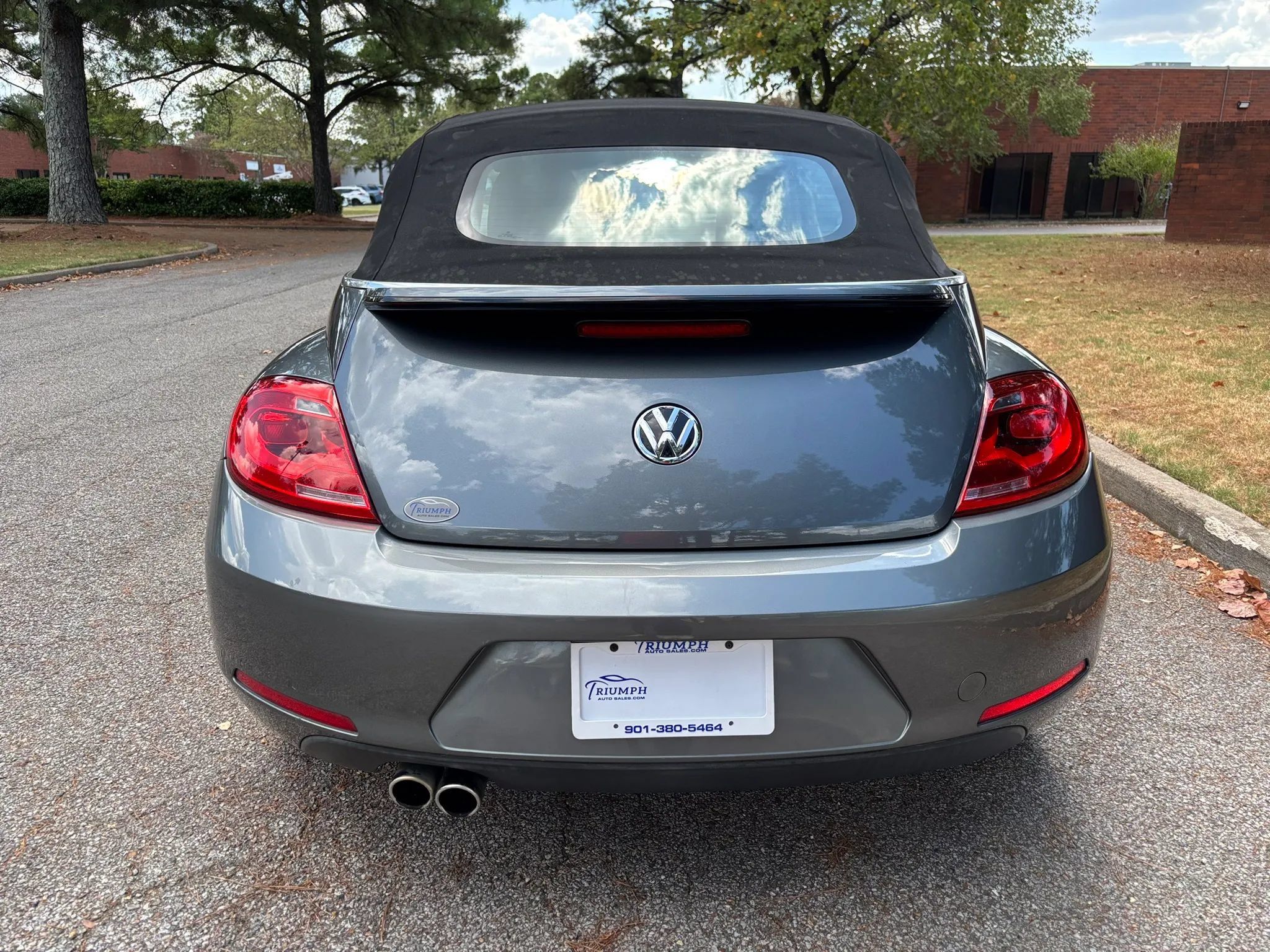 Used 2013 Volkswagen Beetle 2.5 FWD image 5