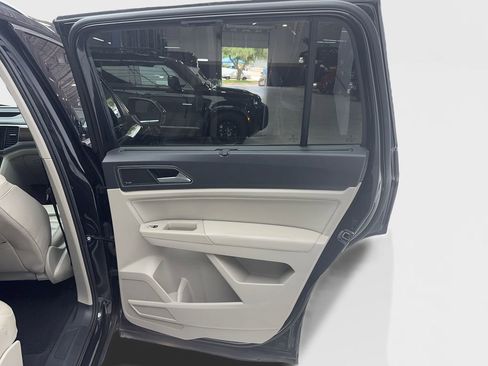 Used 2019 Volkswagen Atlas SEL Premium AWD/4WD image 34