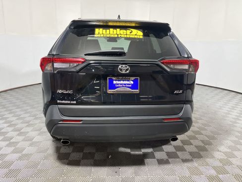 Used 2025 Toyota RAV4 XLE FWD image 7