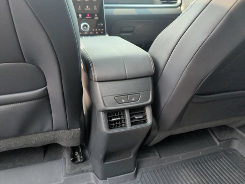 Used 2026 GMC Terrain Elevation w/ Elevation Premium Package AWD/4WD image 18