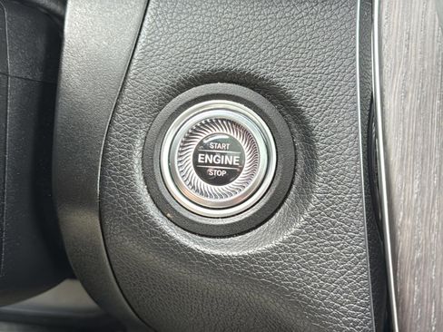 Certified 2021 Mercedes-Benz GLC 300 4MATIC image 37