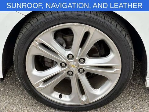 Used 2017 Chevrolet Cruze Premier image 8