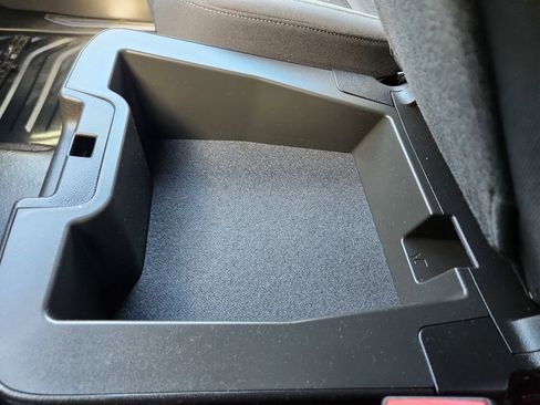 Used 2024 GMC Sierra 3500 SLE w/ SLE Convenience Package image 13