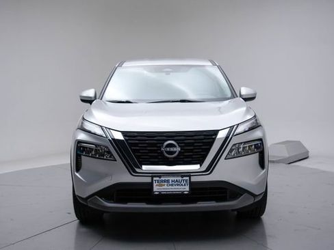 Used 2023 Nissan Rogue SV AWD/4WD image 12