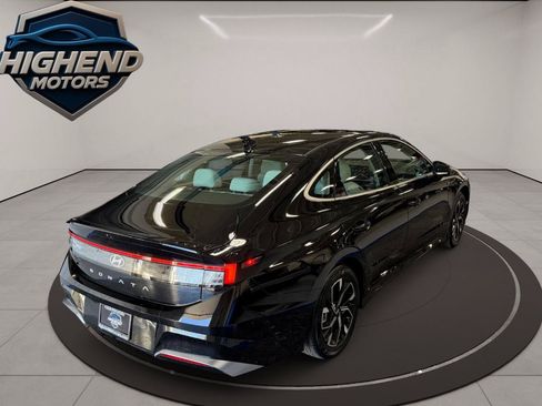 Used 2025 Hyundai Sonata SEL FWD image 6