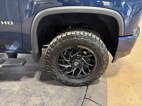 Used 2022 Chevrolet Silverado 3500 High Country w/ Z71 Off-Road Package image 29