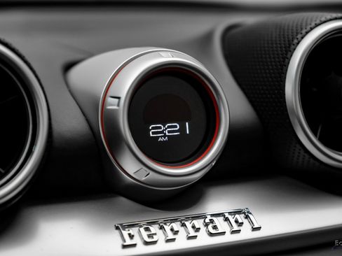 Used 2016 Ferrari California T image 66