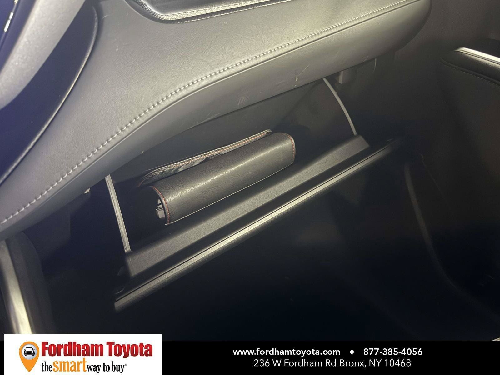 Used 2023 Toyota Highlander LE AWD/4WD image 31