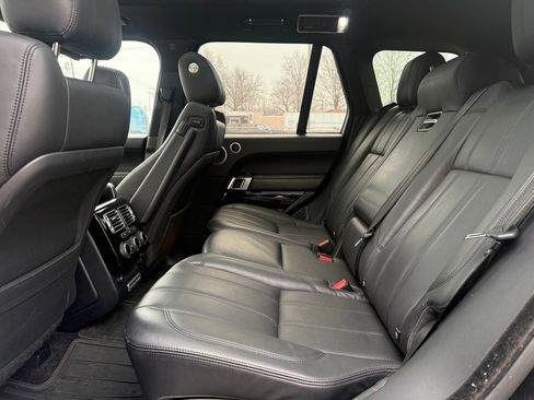 Used 2016 Land Rover Range Rover HSE image 11