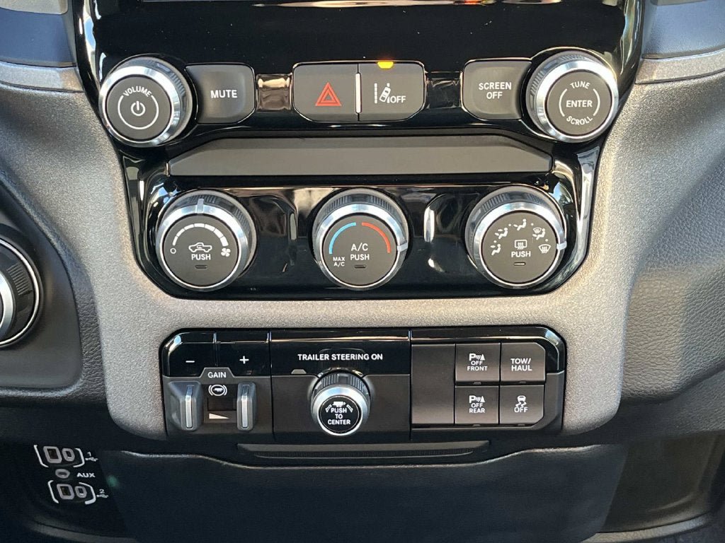 Used 2026 RAM 1500 Tradesman AWD/4WD image 14