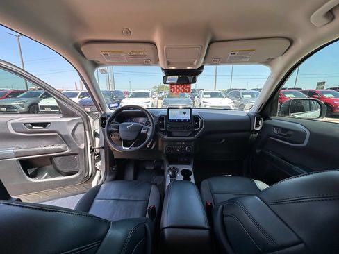 Used 2021 Ford Bronco Sport Outer Banks AWD/4WD image 9